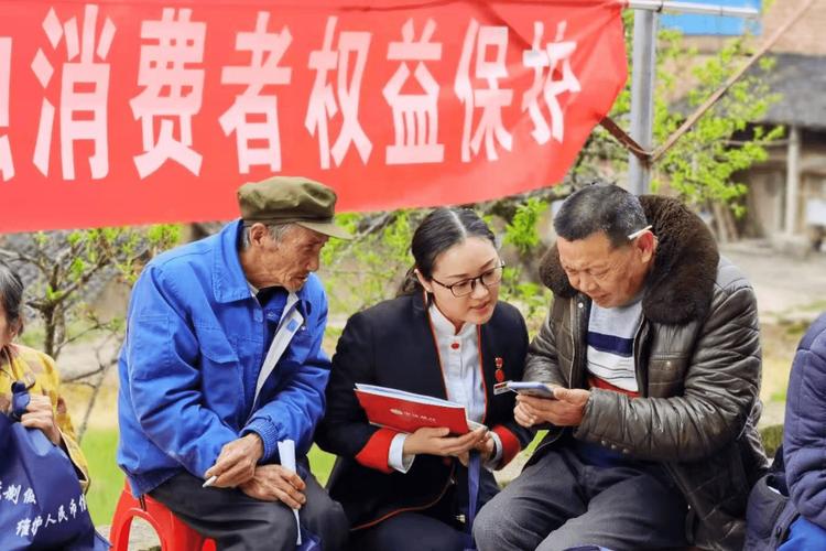打爆客服也找不到人?中信消费金融官方电话别再打错了!