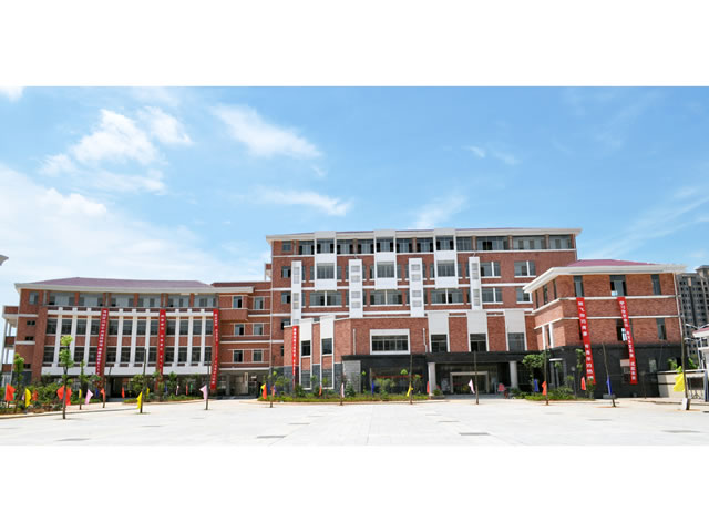 全封闭学校大概多少钱一学期 封闭学校收费标准-1