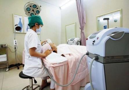医院护理老人一天多少钱 要看老人身体情况-1