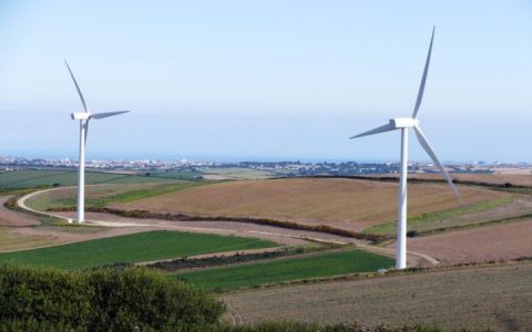 风力发电机一台造价多少钱 能回本吗