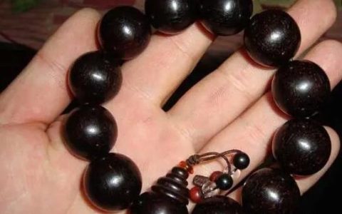 小叶紫檀手串的价位多少