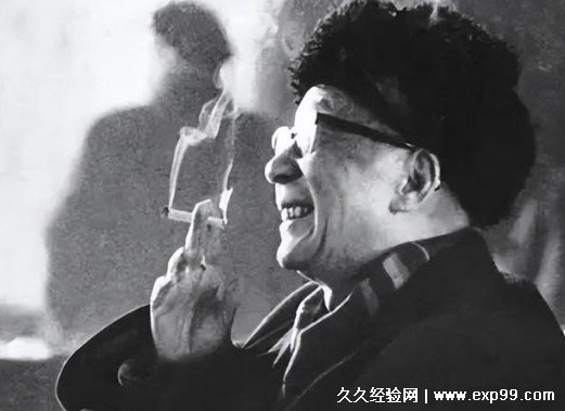 1966年老舍为什么投湖