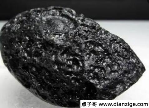 陨石价格多少钱一克 最新陨石价格图片一览