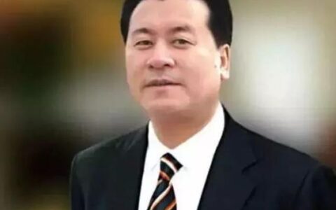 背债300万，当天下款240万！他靠这招逆袭成功！